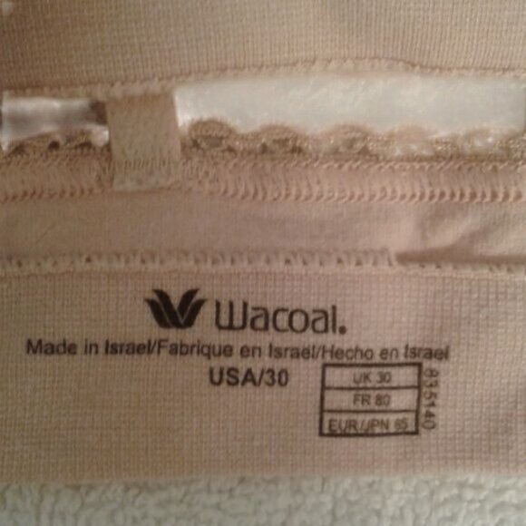 Wacoal Size 30 Bralette Beige Soft Cup Wireless Adjustable Straps Stretch NEW - Picture 6 of 7